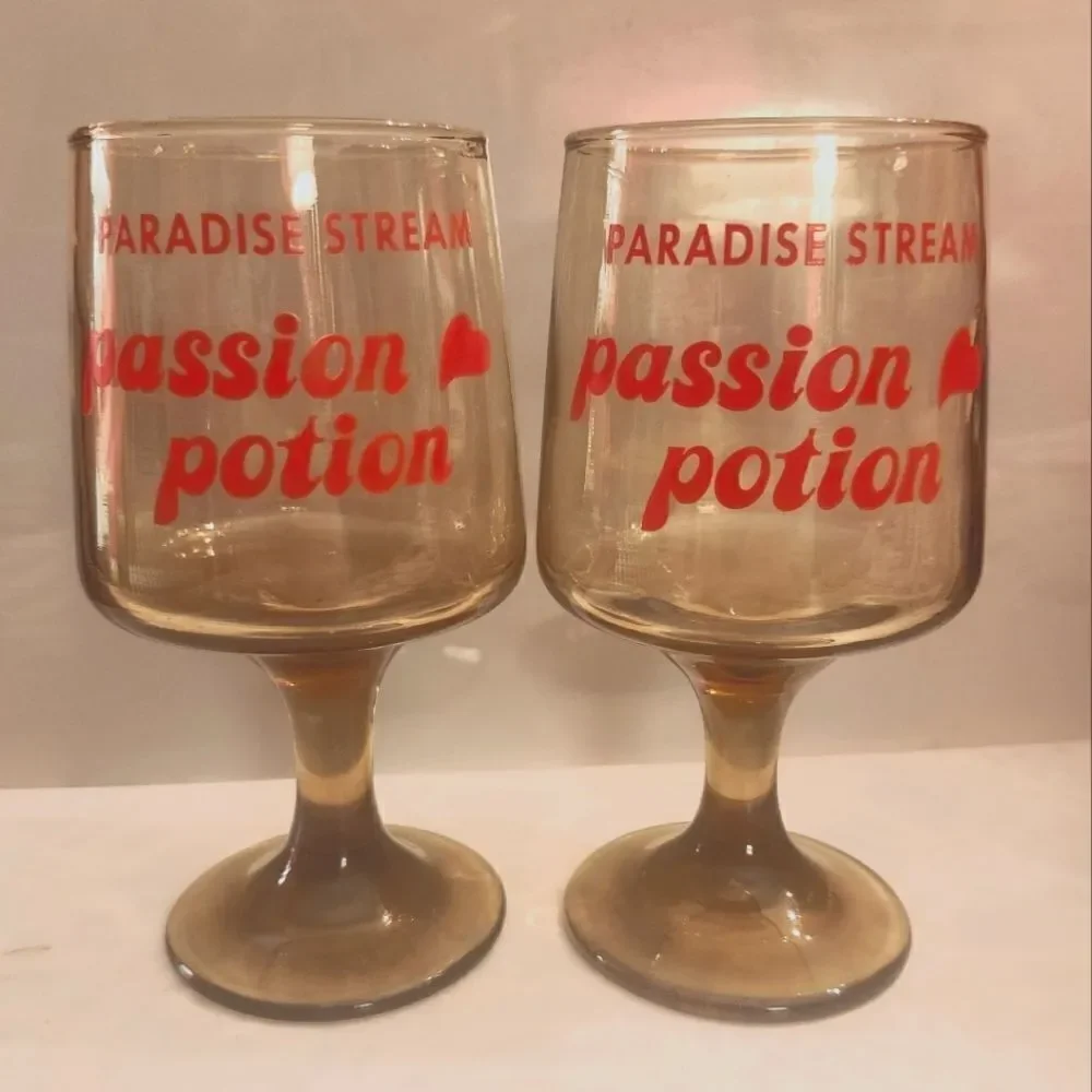 Vtg.Mint '70s Set of 2 Paradise Stream Poconos 